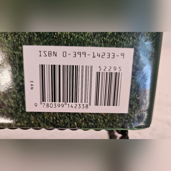 Just a Range Ball in a Box of Titleists by Gary McCord Home Accents Book - Picture 8 of 9